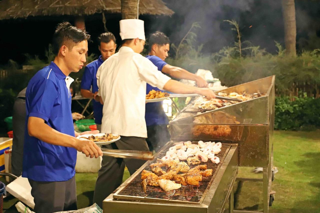 Sunny Beach Resort & Spa Phan Thiết Buitenkant foto
