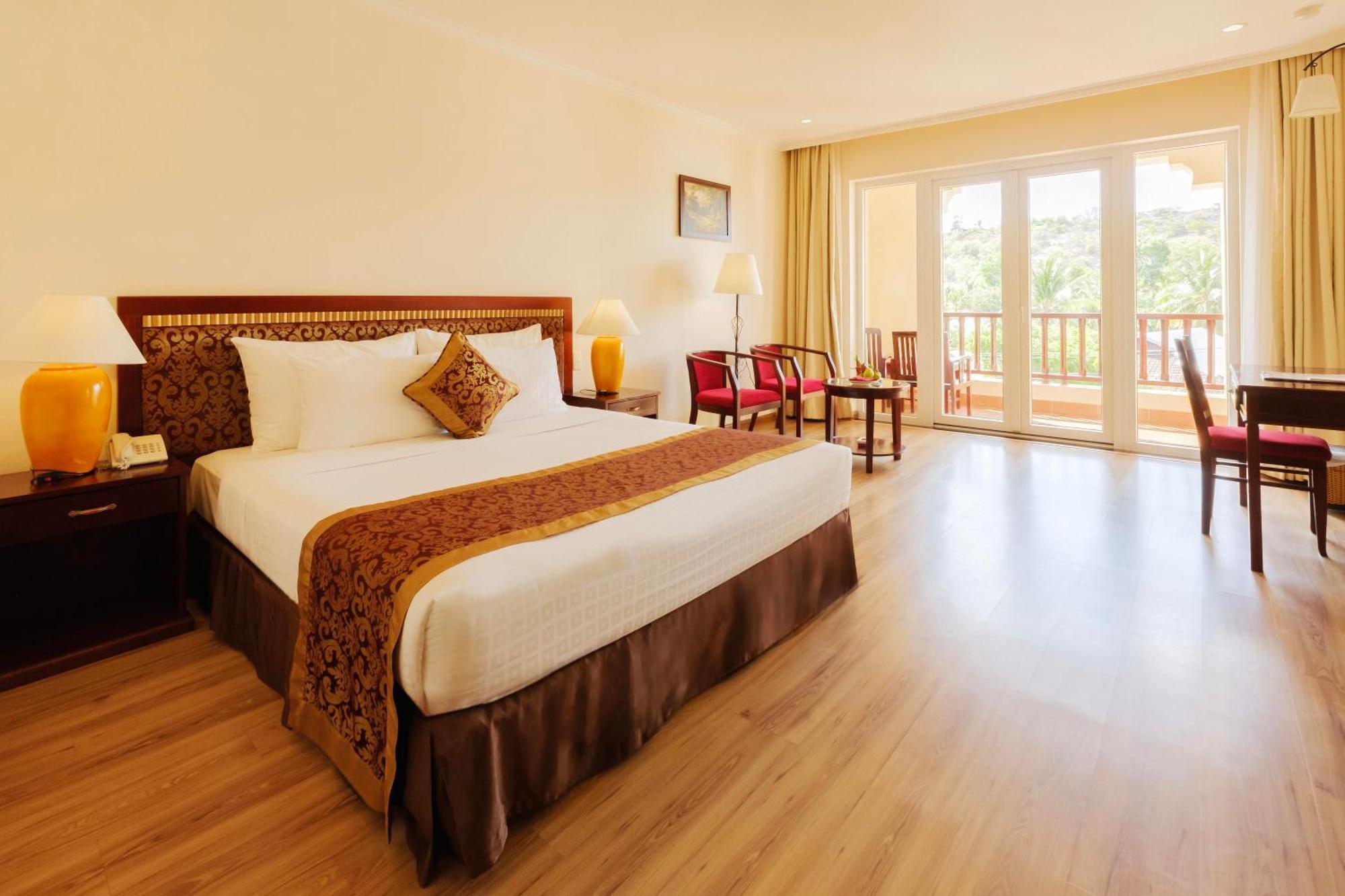 Sunny Beach Resort & Spa Phan Thiết Buitenkant foto