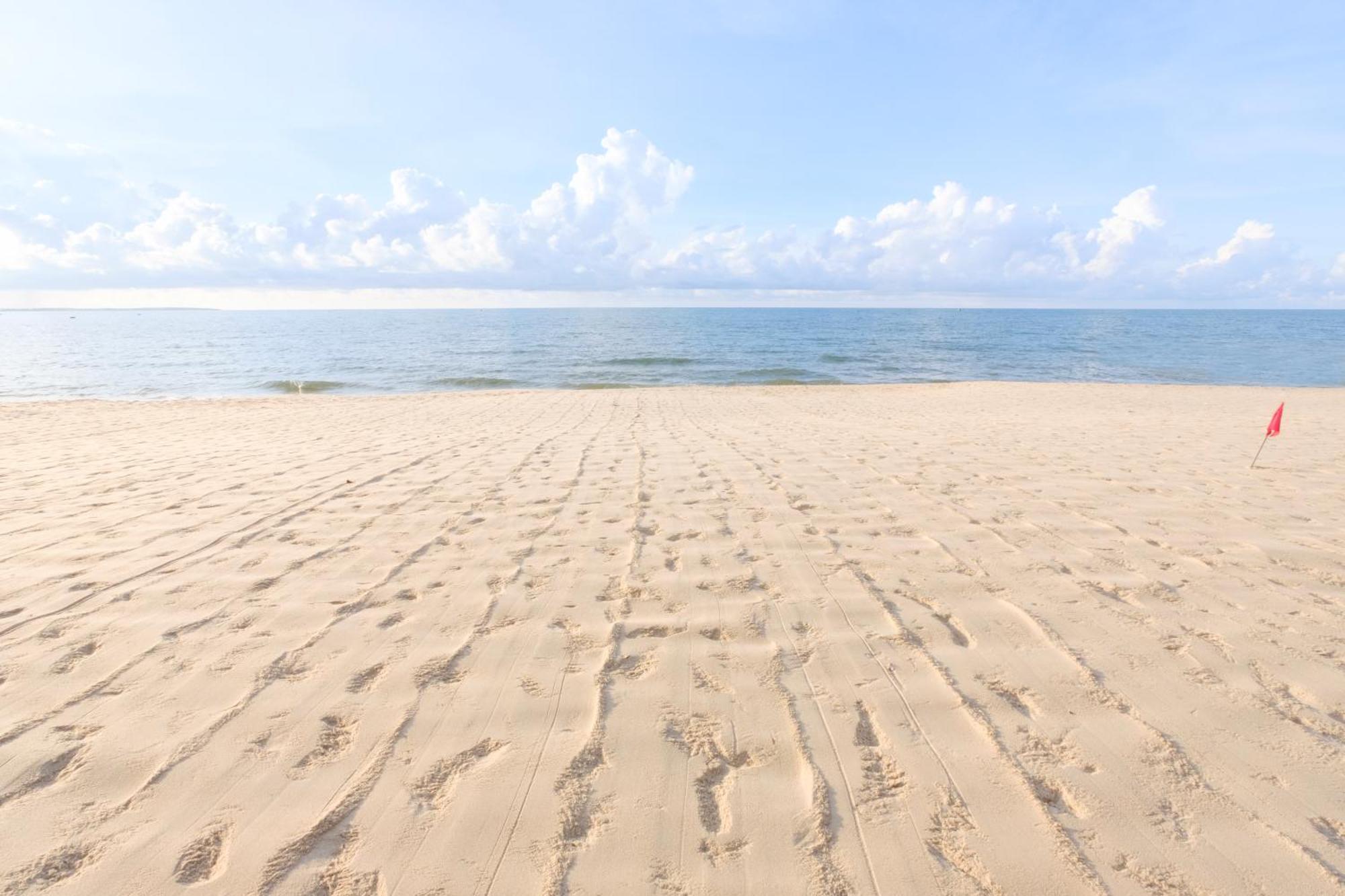 Sunny Beach Resort & Spa Phan Thiết Buitenkant foto